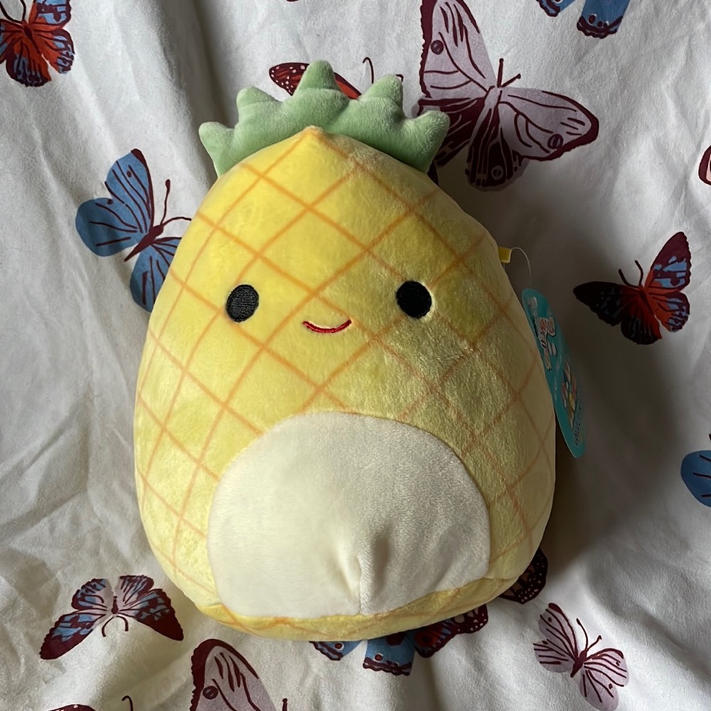 Squishmallow Maui Pineapple 5" Tropical Fruit Squad Yellow Plush Food Kellytoy